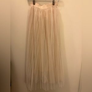 Tulle skirt
